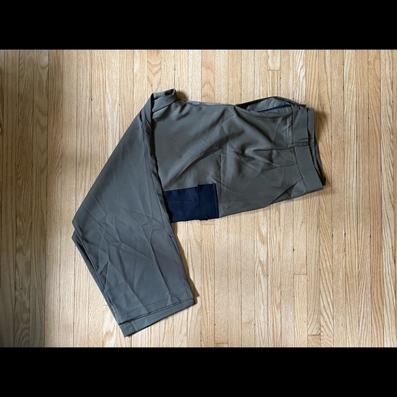 Plus Contrast Flap Pocket Capris Pants - Picture 5 of 6